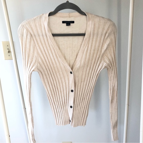 AEO button down cardigan - Picture 3 of 6